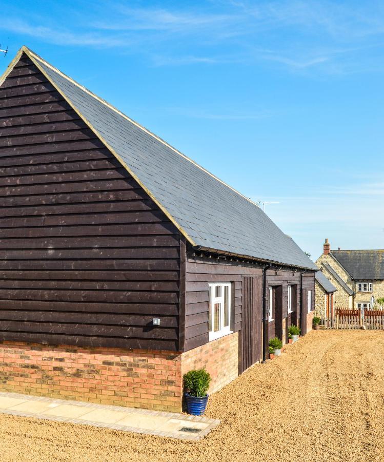 Bluebell Cottage At The Old Tractor Barn Brackley  Eksteriør bilde